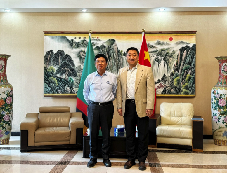 xpj官网董事长王平卫拜会中国驻赞比亚大使韩镜